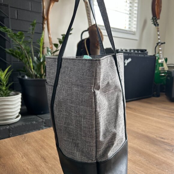 Sunny Snowy Laptop/Tote Bag Water Resistant Fits 15.6-17 Inch Laptop - Picture 3 of 13